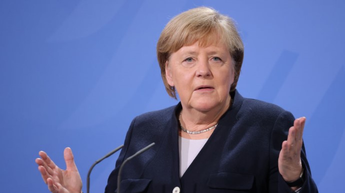 Merkel says we should not narrow our minds in search for solution to end war in Ukraine