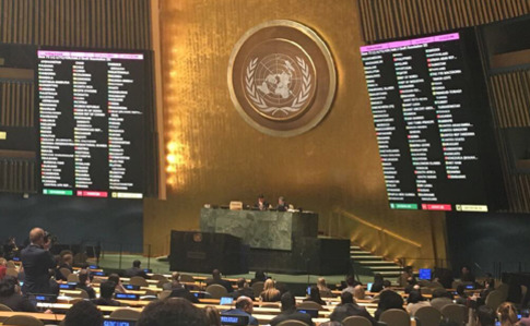 У новій кримській резолюції ГА ООН поіменно згадуються Сенцов, Балух і Куку