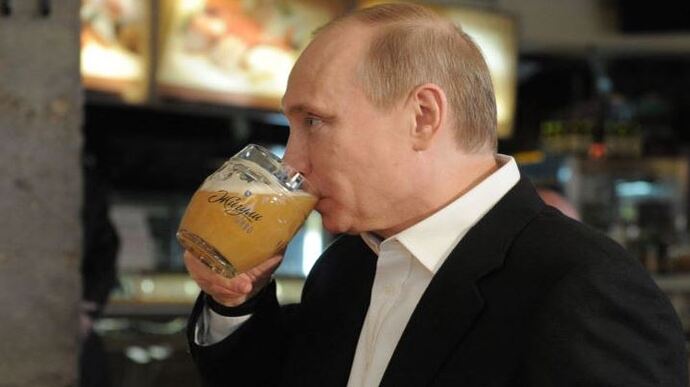 Путін порадив, як побороти алкоголізм росіян: треба, щоб було чим зайнятись