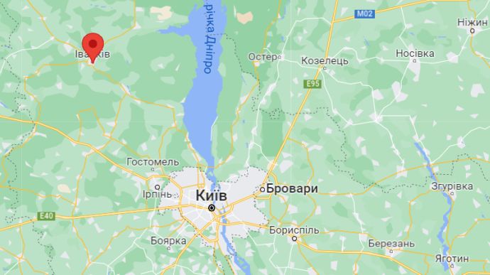 Українці просять про евакуацію із села Іванків та сусідніх сіл на Київщині