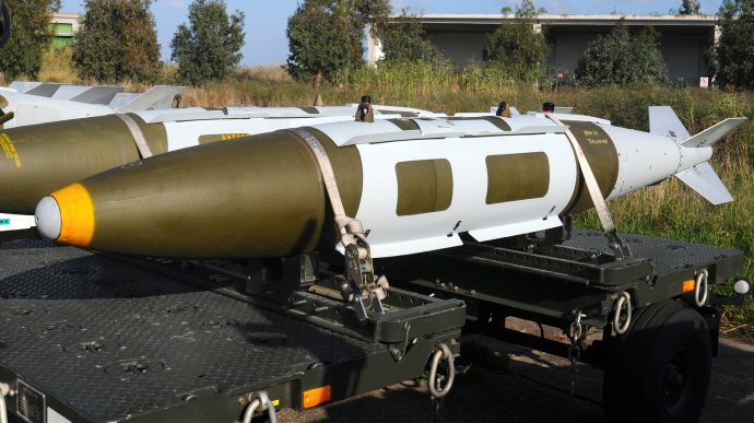 Воздушные силы Украины используют умные бомбы JDAM