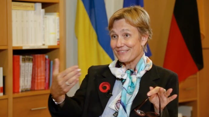 Посол объяснила, почему Германия отказывает Украине в вооружении