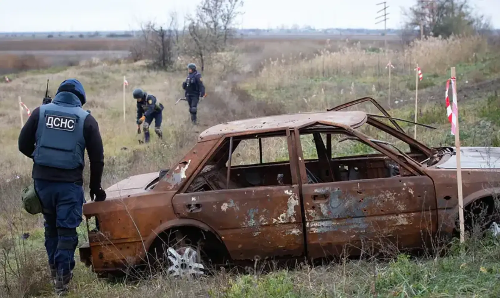 Decades and billions of dollars. When will Ukrainian fields and cities be cleared of mines?