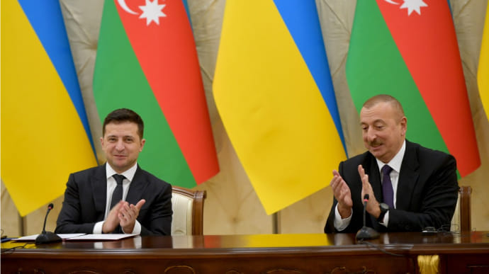Зеленський зустрінеться з президентом Азербайджану в Києві