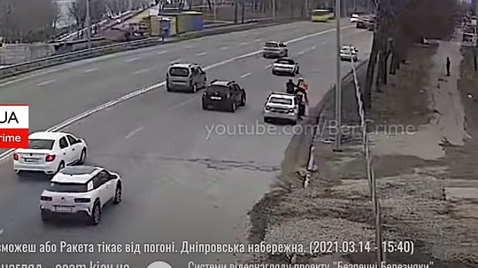 Погоня поліції за мотороллером: заступник Авакова відреагував на резонансне відео