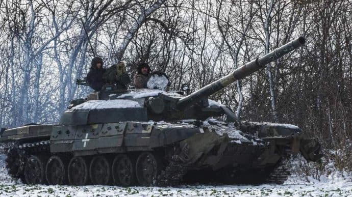 Сили оборони знищили ще 790 окупантів, 30 артсистем і 9 танків – Генштаб