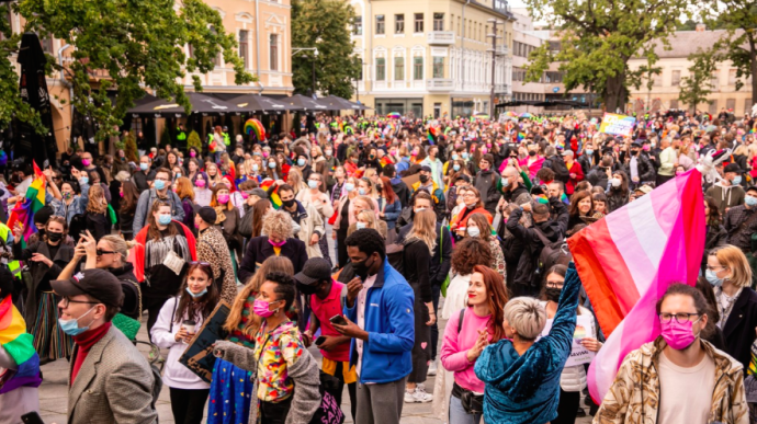 На ЛГБТ-марші в Литві поліція затримала 18 людей