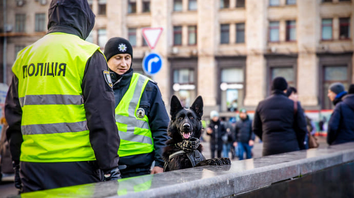 Поліція посилила охорону в центрі Києва: Рада повертається до роботи 
