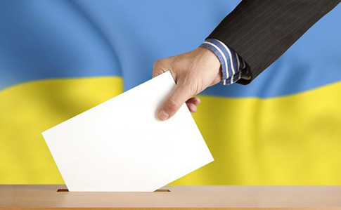 В Україні почалися дострокові парламентські вибори