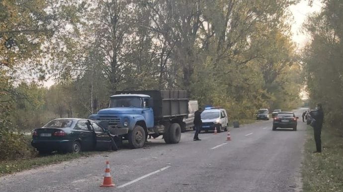 Члены избиркома попали в ДТП на Киевщине - один человек погиб