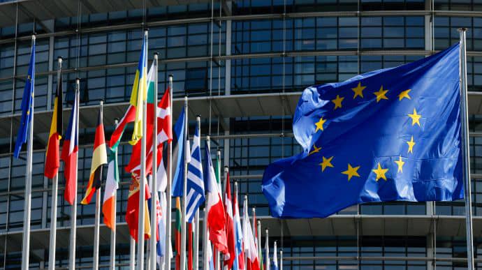 Польские СМИ: Еврокомиссия будет представлять государства ЕС в ВТО по зерновому спору