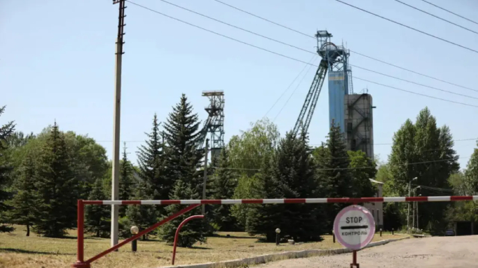 Окупанти крадуть обладнання з шахти на Луганщині – ОВА