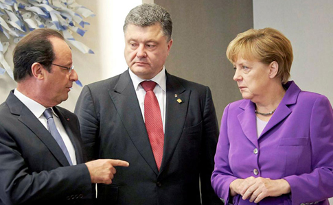 Порошенко, Меркель и Олланд сверили позиции относительно Минска