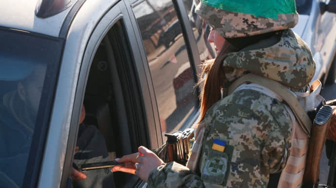 Примерно 100 украинцев ежедневно получают на границе отказ в выезде – ГПСУ