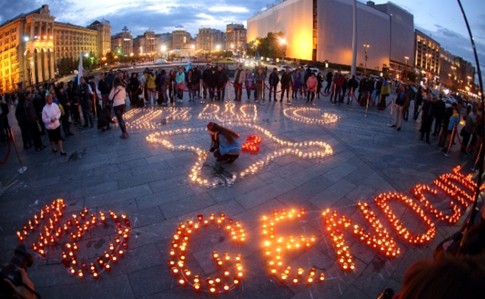 Зеленский в годовщину депортации крымских татар: Верю, освободим Крым от оккупации