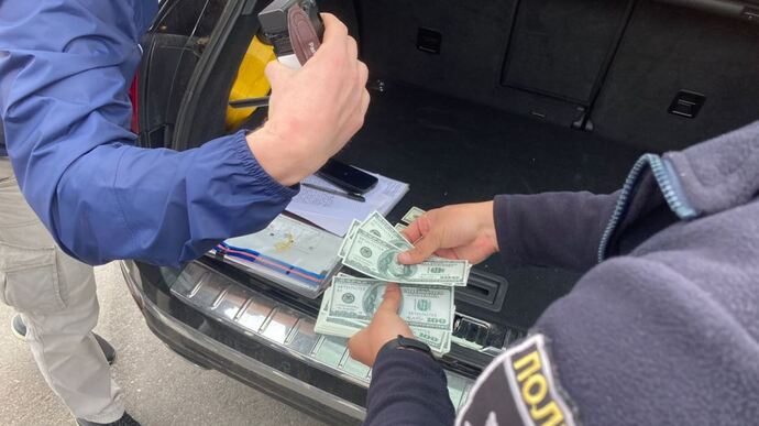 На Кіровоградщині волонтер влаштував бізнес з продажу авто під виглядом гуманітарки – ОГП