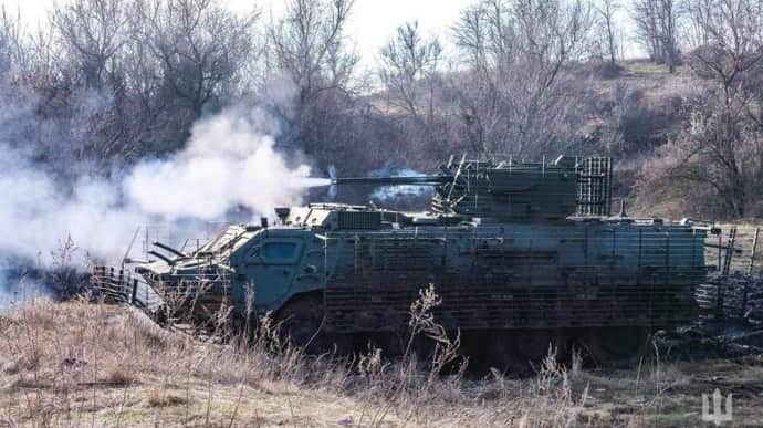 Russians continue their attacks on 7 fronts where Ukrainian defenders restrain them − General Staff