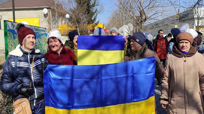 Гола Пристань – это Украина: на Херсонщине массово исполнили Гимн
