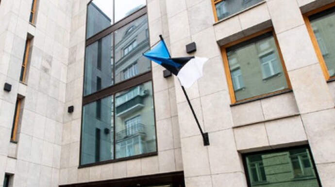 Россия высылает посла Эстонии и отзывает своего посла в Таллинне