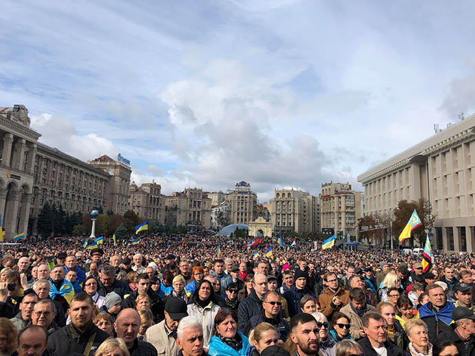 На Майдані пройшло віче