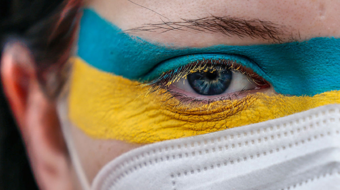 Более половины украинцев считают, что РФ стремится уничтожить народ Украины