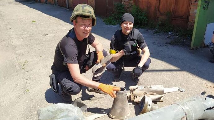 Окупанти вдарили по Харкову: пошкодили 2 багатоповерхівки, обійшлося без жертв