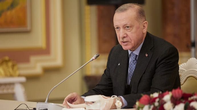 Ердоган назвав безвідповідальними заяви про вторгнення РФ та запропонував посередництво
