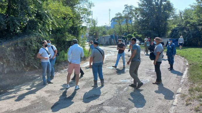 Следователи СБУ пришли на еще одну мусоросвалку в Киеве