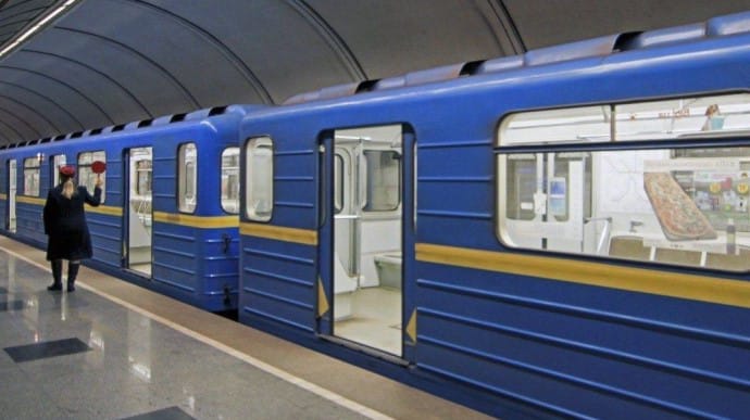 У Києві станцію метро Хрещатик закривали через дзвінок про мінування