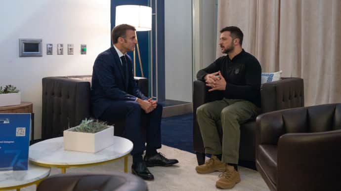 Zelenskyy and Macron discuss preparation of next defence package for Ukraine