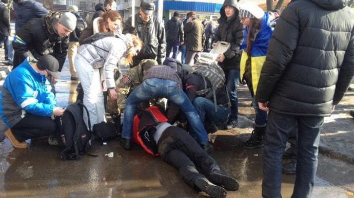Обвиняемых в теракте в Харькове, выданных боевикам, объявили в розыск