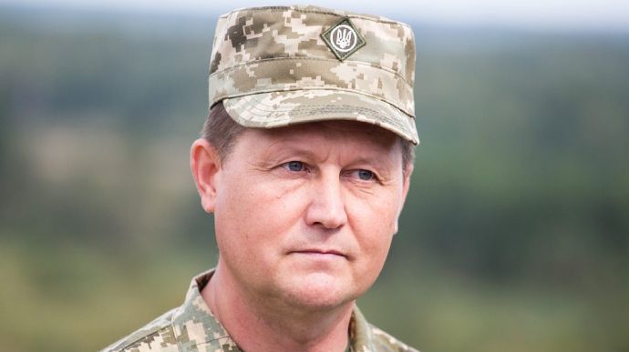 Зеленський звільнив командувача об’єднаних сил