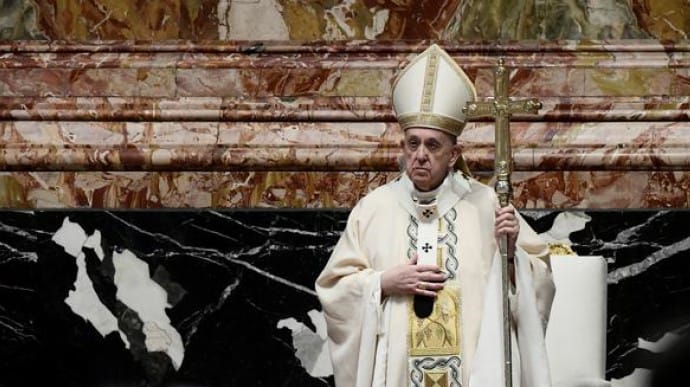Папа Римський на Великдень закликав ділитись вакцинами і згадав про Україну