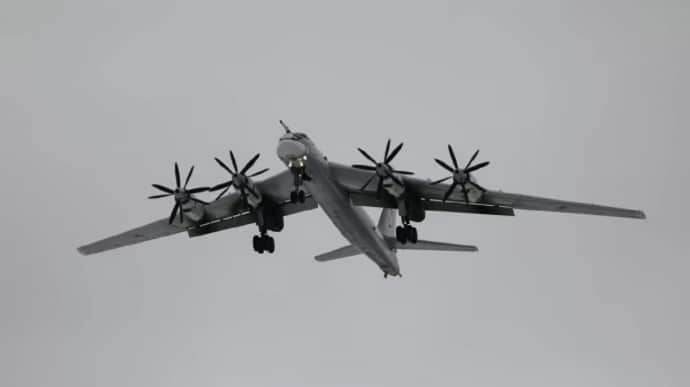 Several Tu-95 strategic bombers take off in Russia