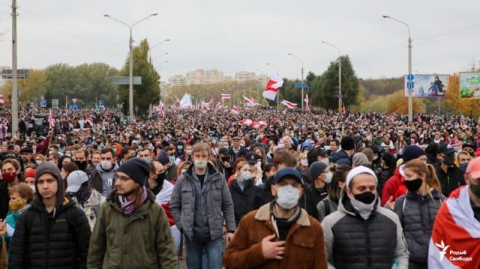 Новини 26 жовтня: страйк у Білорусі, опитування Зеленського