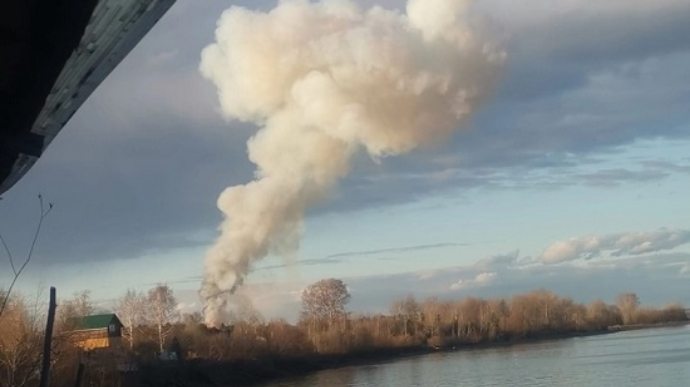У РФ вибух на заводі, який виробляє заряди до ППО та Градів
