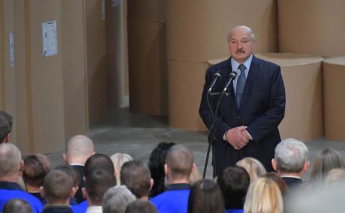 Лукашенко: Беларусь не может быть частью России, не хочу быть последним президентом