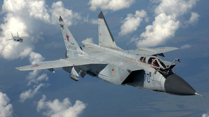 Air-raid siren sounds all over Ukraine, jet fighters take off in Belarus