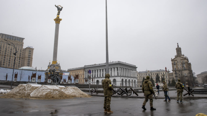 Російські окупанти зайдуть в Київ лише, якщо знищать всіх – Зеленський
