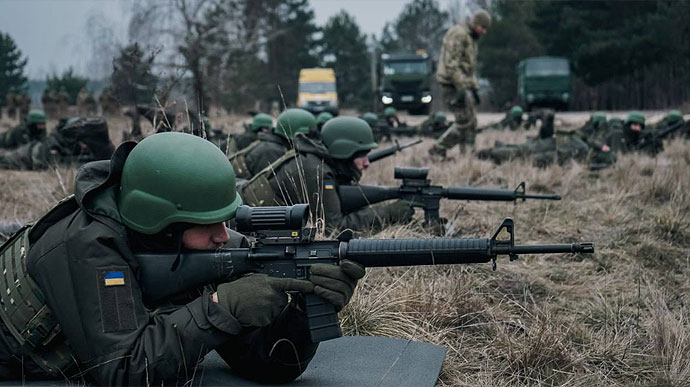 Видео, как тренируется ''Гвардия наступления'' | Украинская правда