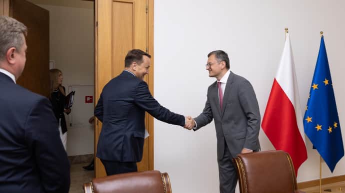 Ukrainian and Polish foreign ministers discuss EU accession and military assistance in Warsaw