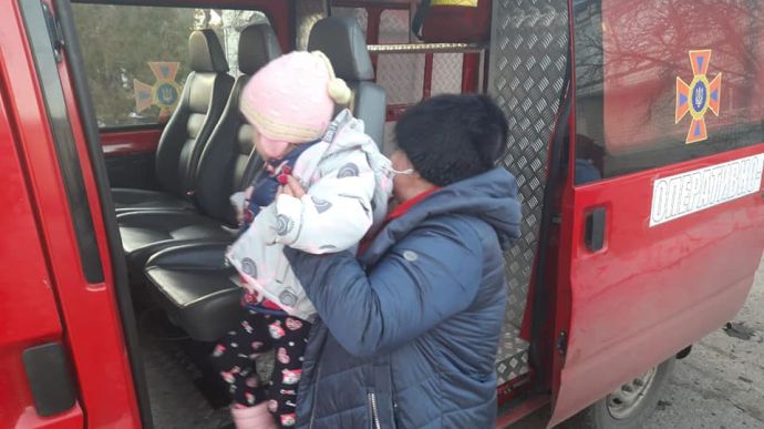 Hospital with children in it shelled in Sievierodonetsk, roof caught fire