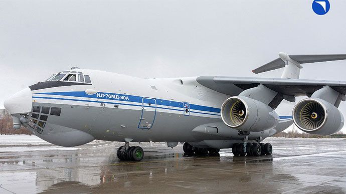 Russians test Il-76 aircraft: plant employee dead, fuselage damaged