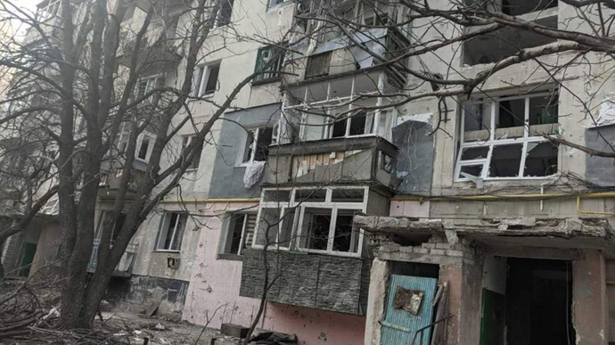 Russians shell Luhansk region overnight, leaving dead and wounded, houses destroyed