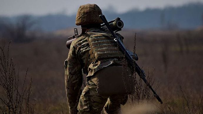 Боевики на Донбассе 13 раз били по позициям ВСУ
