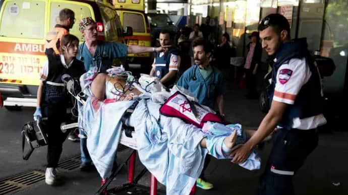 СМИ: В Израиле погибли более 1 300 человек, примерно столько же – в Секторе Газа