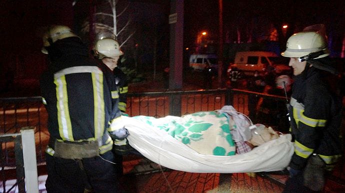Глава МОЗ вылетает в Запорожье, где пожар в больнице унес 4 жизни
