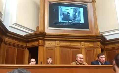 У Раді показали відеодокази проти Савченко