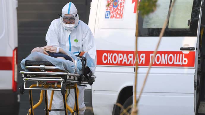 У Росії знову рекорд смертей від коронавірусу
