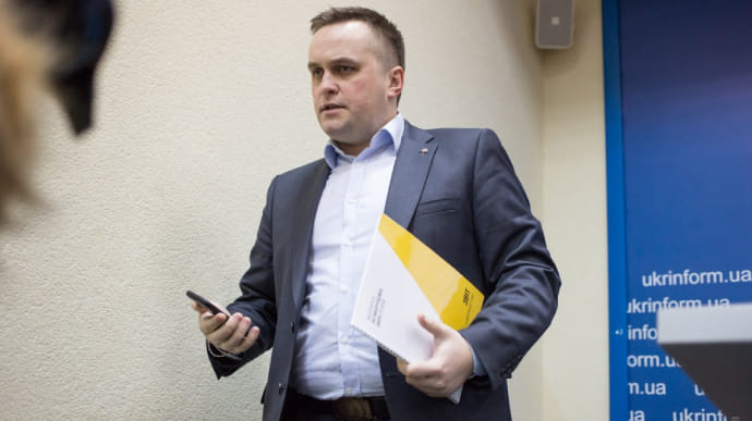 Новини 21 серпня: звільнення Холодницького, отруєння Навального, Білорусь